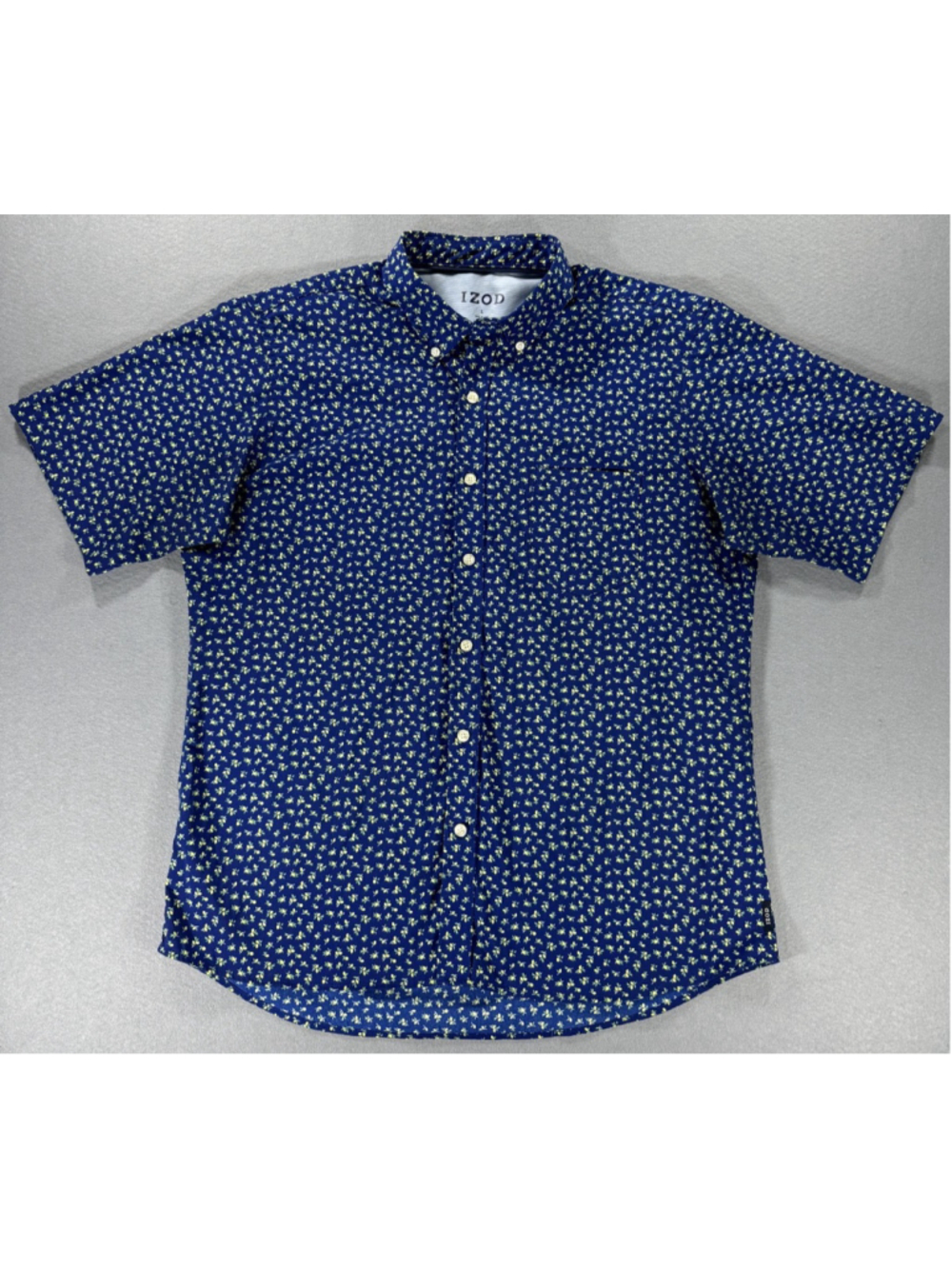 IZOD Men's Floral Pattern Short Sleeve Button Up Size Large